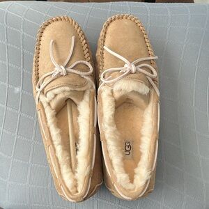 UGG Women’s Dakota Slippers